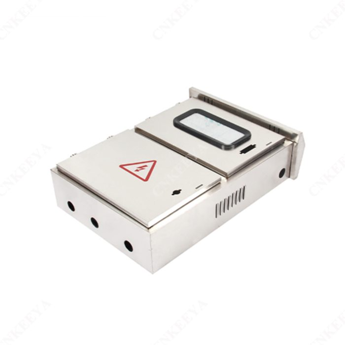 Boîte en tôle électrique étanche fixée au mur